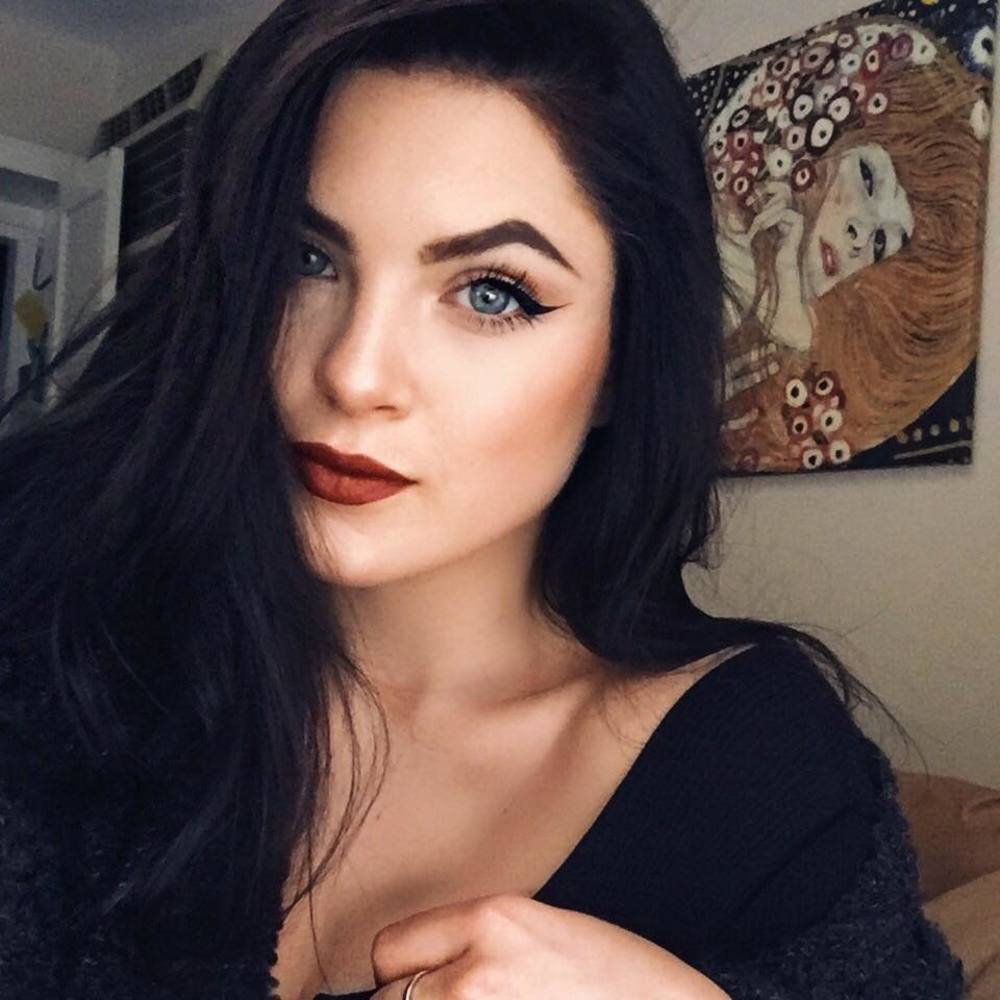 Meet your Posher, Dana